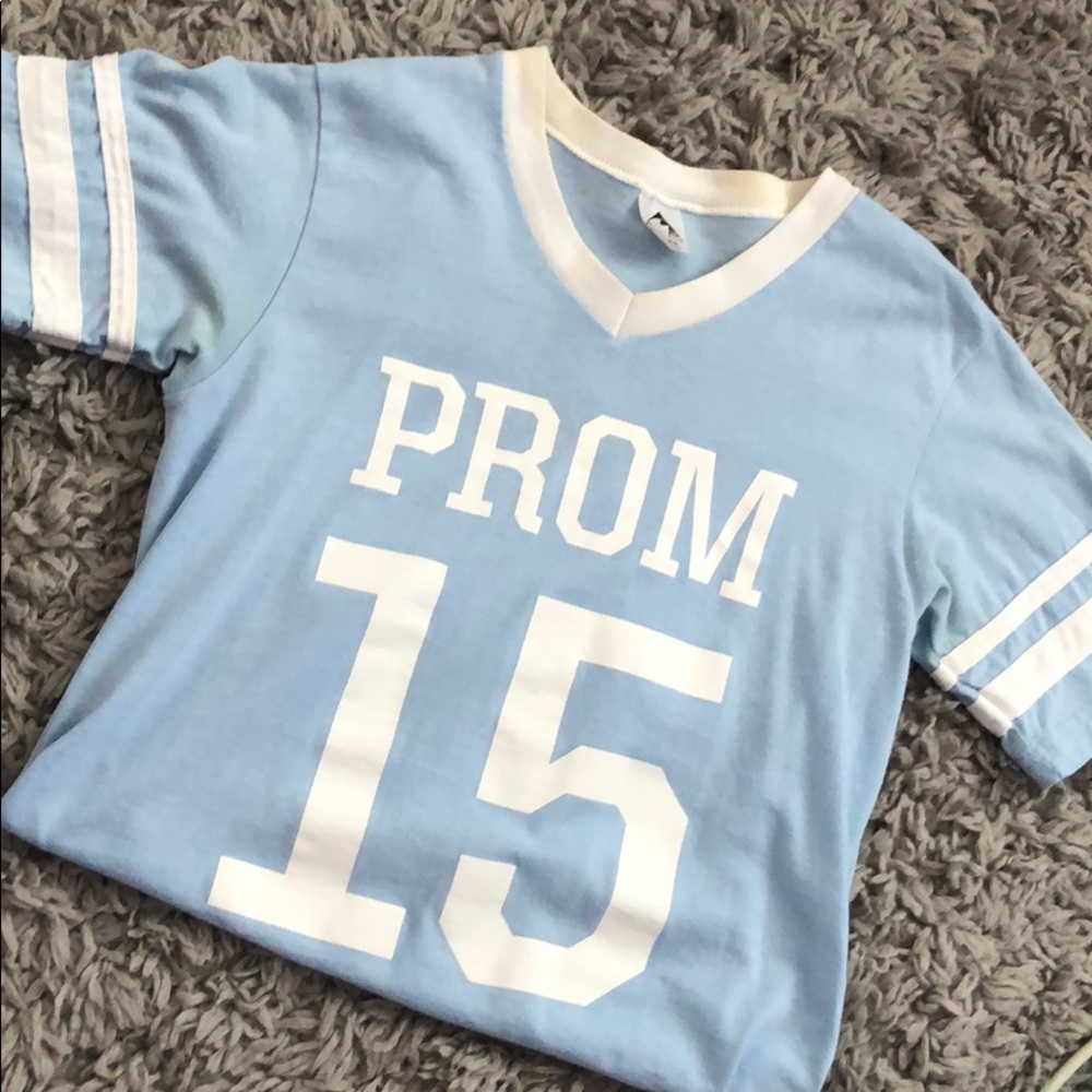 Sherri Hill T-Shirt